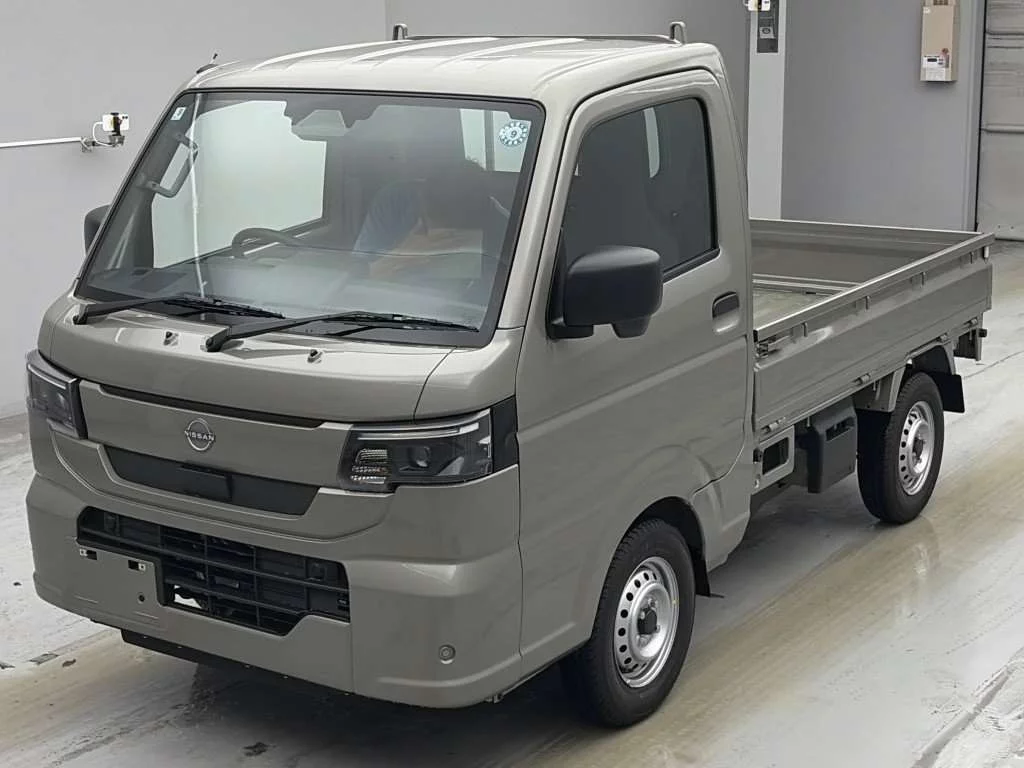 Nissan NT100 Clipper DR16T 2026